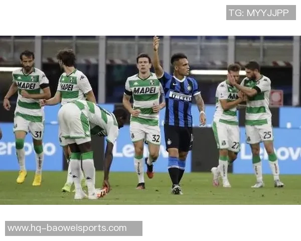 萨索洛与都灵比赛因天气原因延期球迷期待新赛程安排